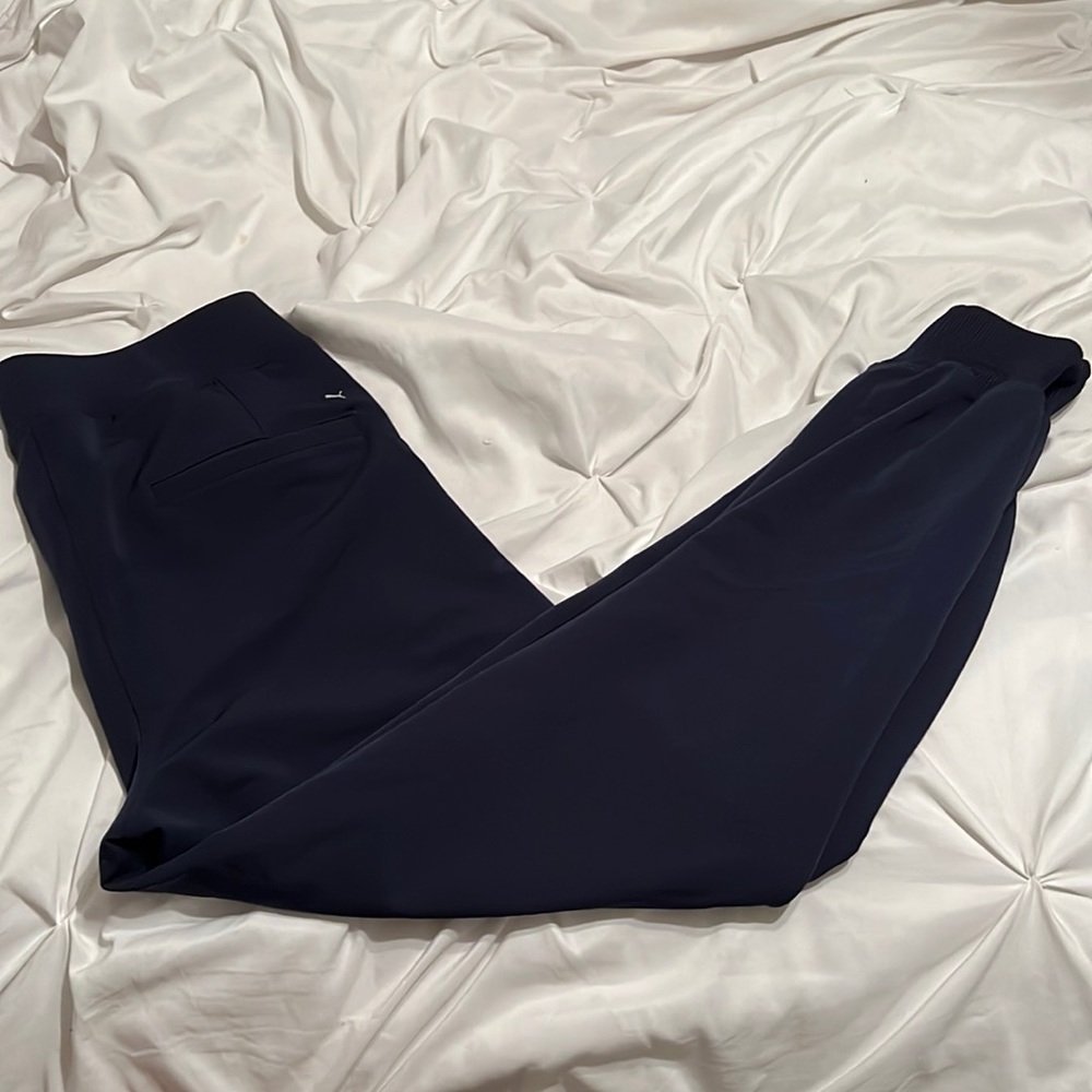 Puma women’s small navy blue golf pants.